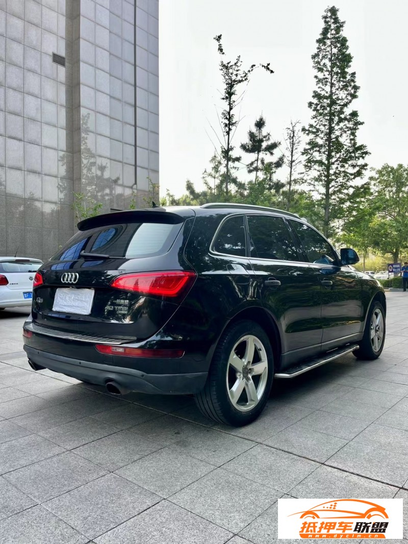  13年奧迪Q5轎車 