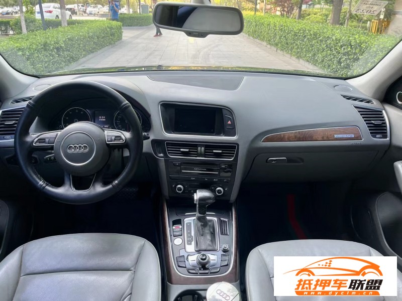  13年奧迪Q5轎車 