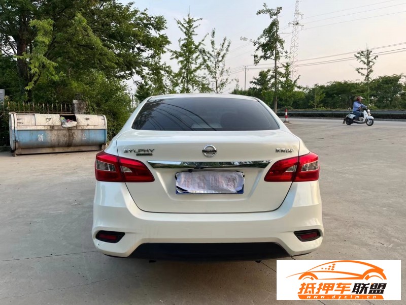  21年日產(chǎn)軒逸轎車 