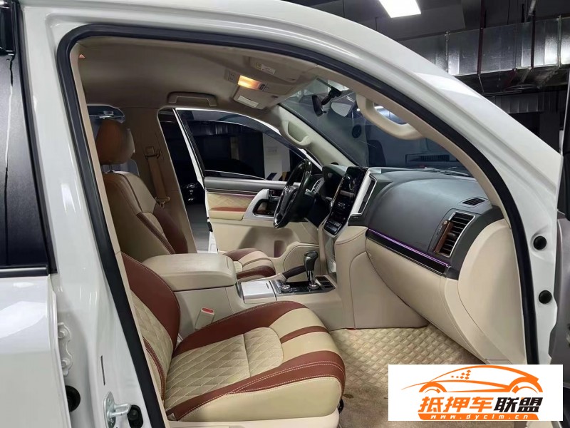  20年豐田蘭德酷路澤轎車(chē) 