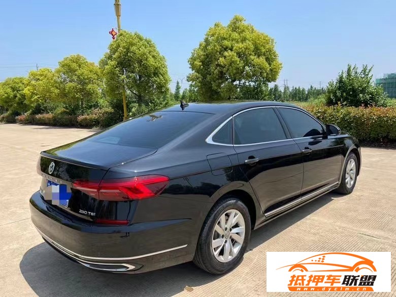  21年大眾帕薩特轎車 