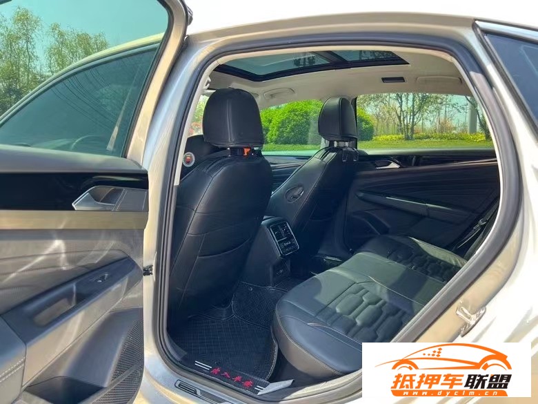  21年大眾帕薩特轎車 