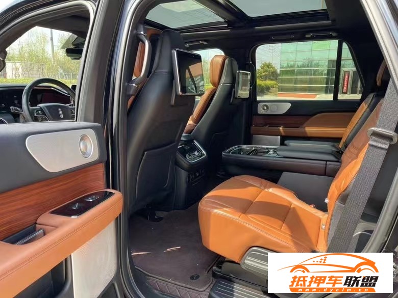  19年林肯領(lǐng)航員SUV 