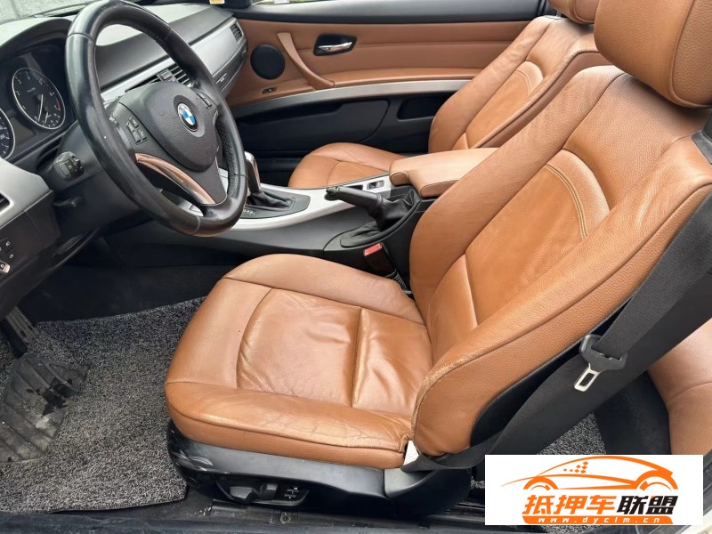  11年寶馬3系轎車 