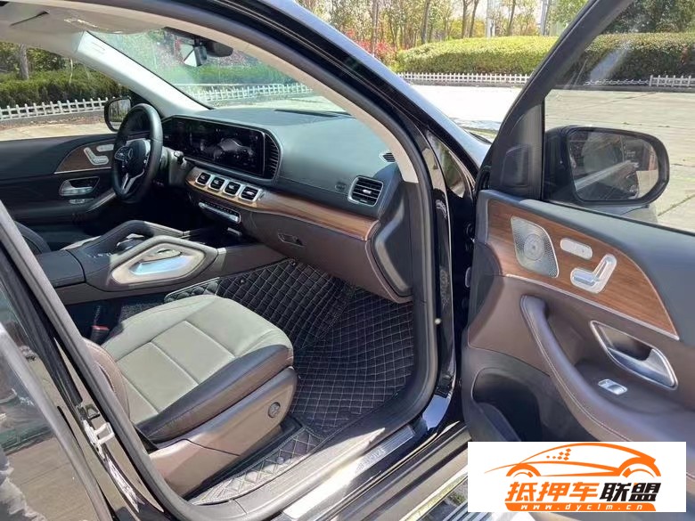  22年奔馳GLESUV 