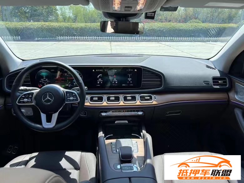  22年奔馳GLESUV 