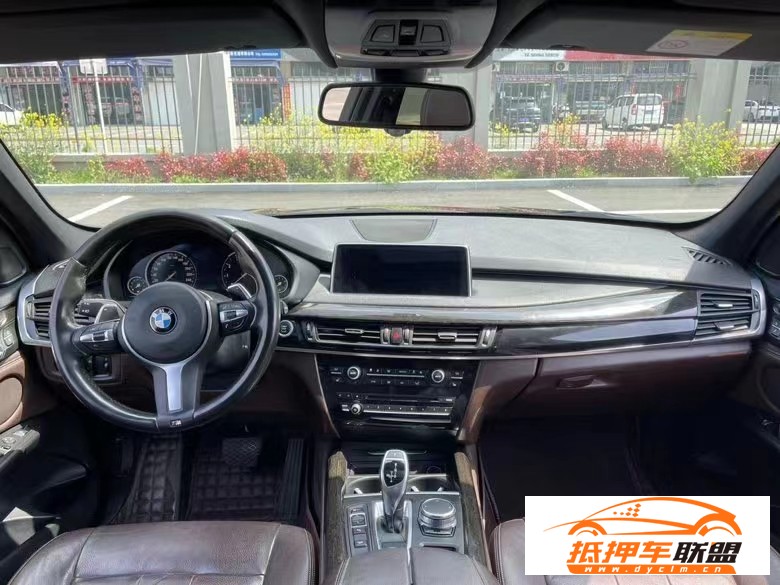  18年寶馬X5轎車 