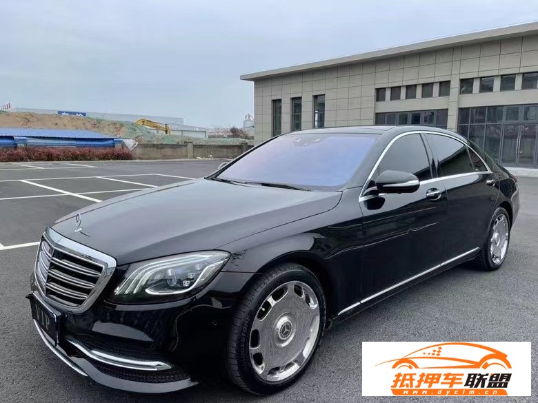  19年奔馳S轎車 