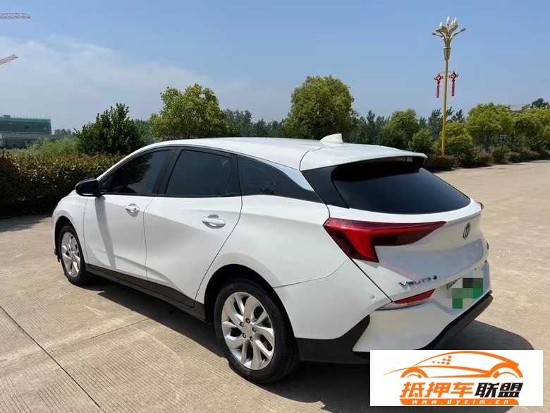  22年別克微藍(lán)轎車 