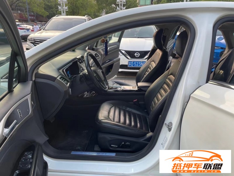  13年福特蒙迪歐轎車 