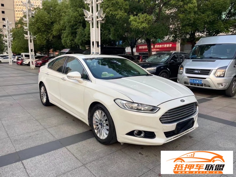  13年福特蒙迪歐轎車 