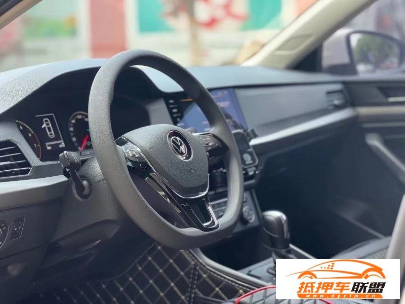  22年大眾朗逸轎車 