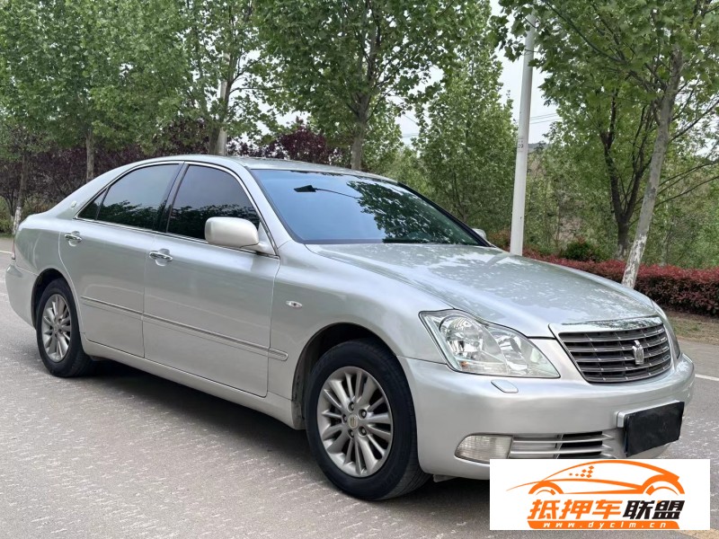  09年豐田皇冠轎車 