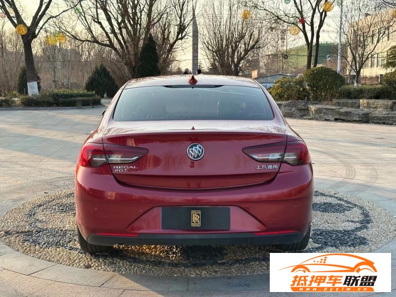  18年別克君威轎車 