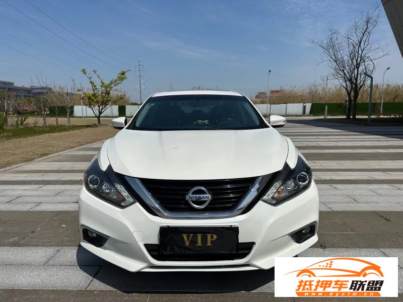  17年日產天籟轎車 