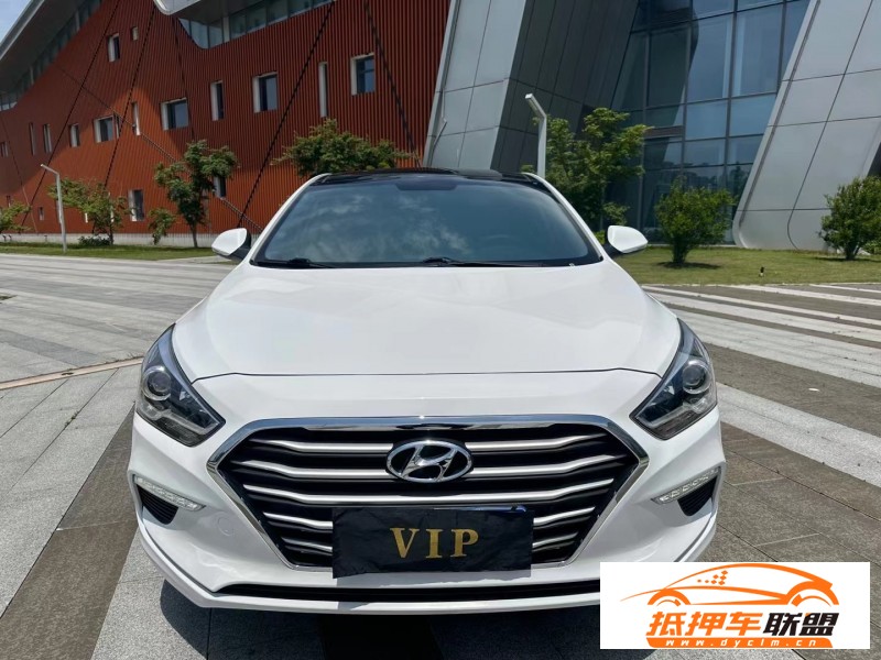  21年現(xiàn)代名圖轎車 