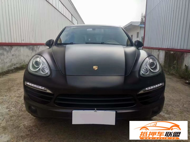  11年保時捷卡宴轎車 