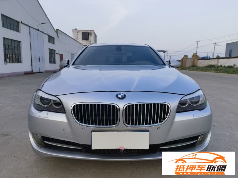  12年寶馬5系轎車 
