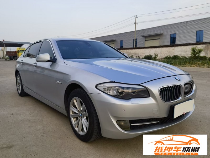  12年寶馬5系轎車 