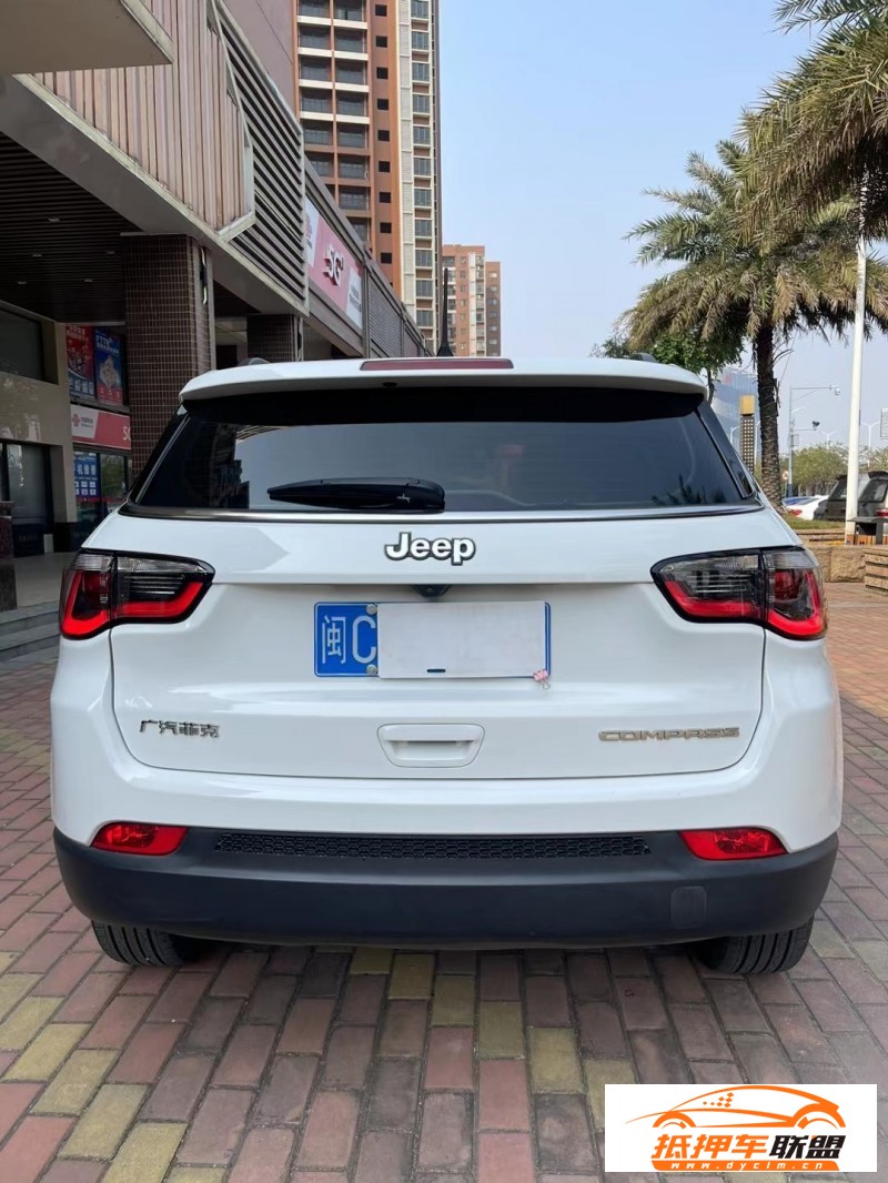  22年Jeep指南者轎車 