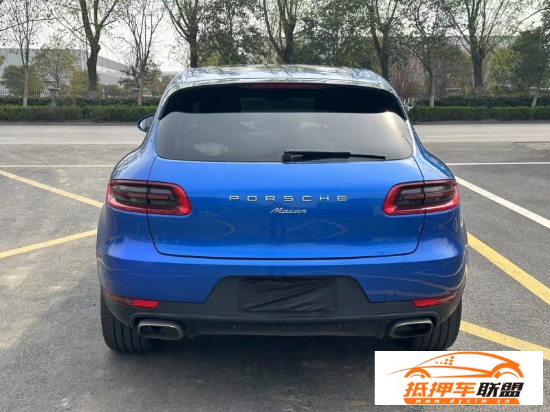  17年保時(shí)捷Macan邁凱轎車(chē) 