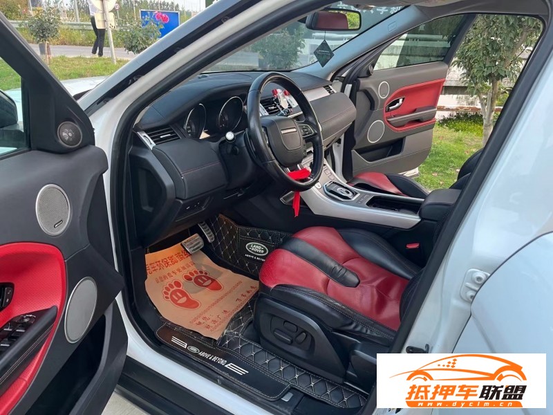  14年路虎攬勝極光轎車 