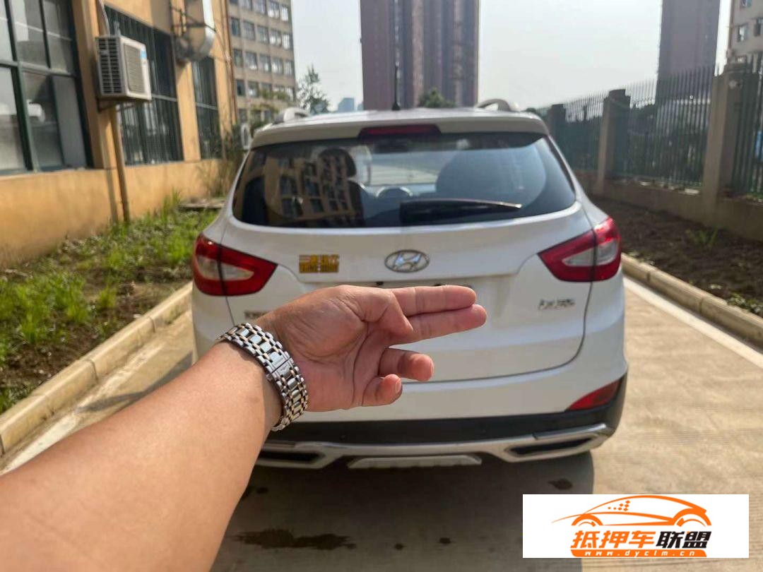 準(zhǔn)15年現(xiàn)代iX35  2.0L北京現(xiàn)代ix35