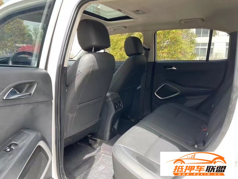  20年現(xiàn)代ix35轎車 