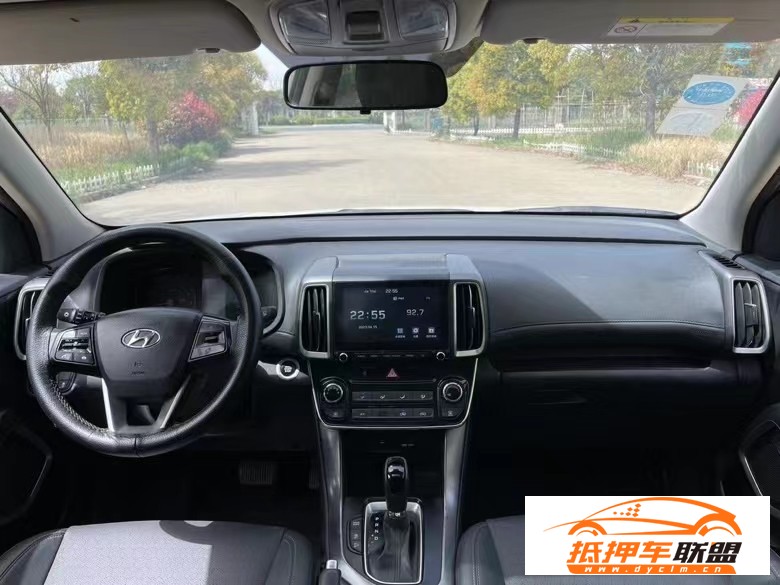  20年現(xiàn)代ix35轎車 