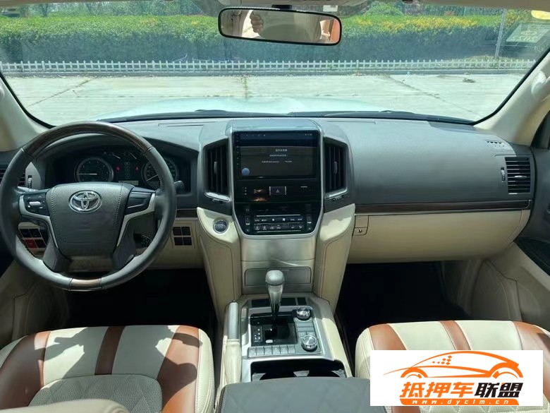  20年豐田蘭德酷路澤SUV 