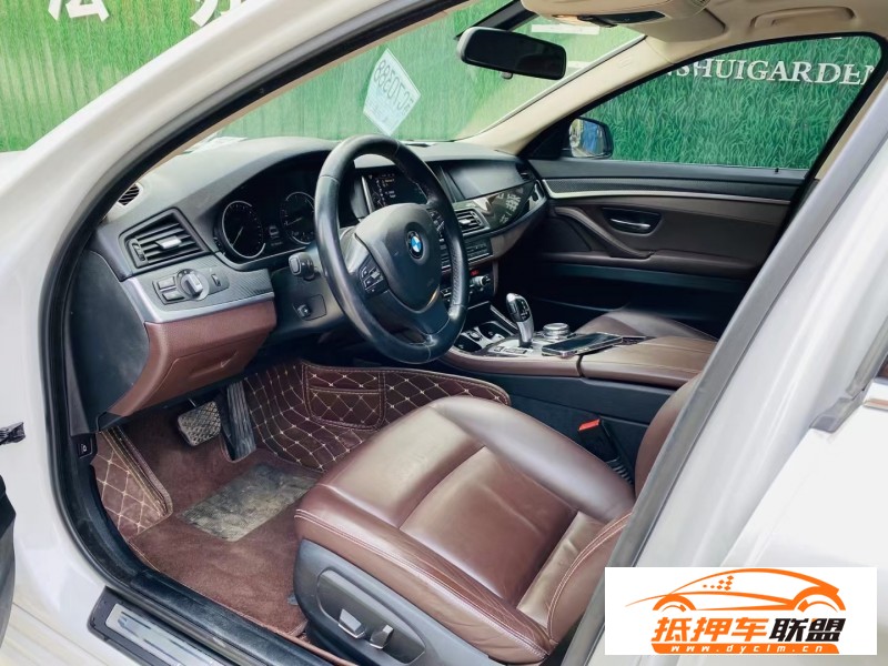  16年寶馬5系轎車 