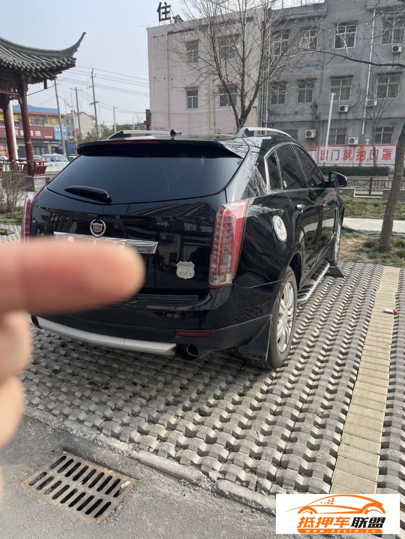  14年凱迪拉克SRX轎車 