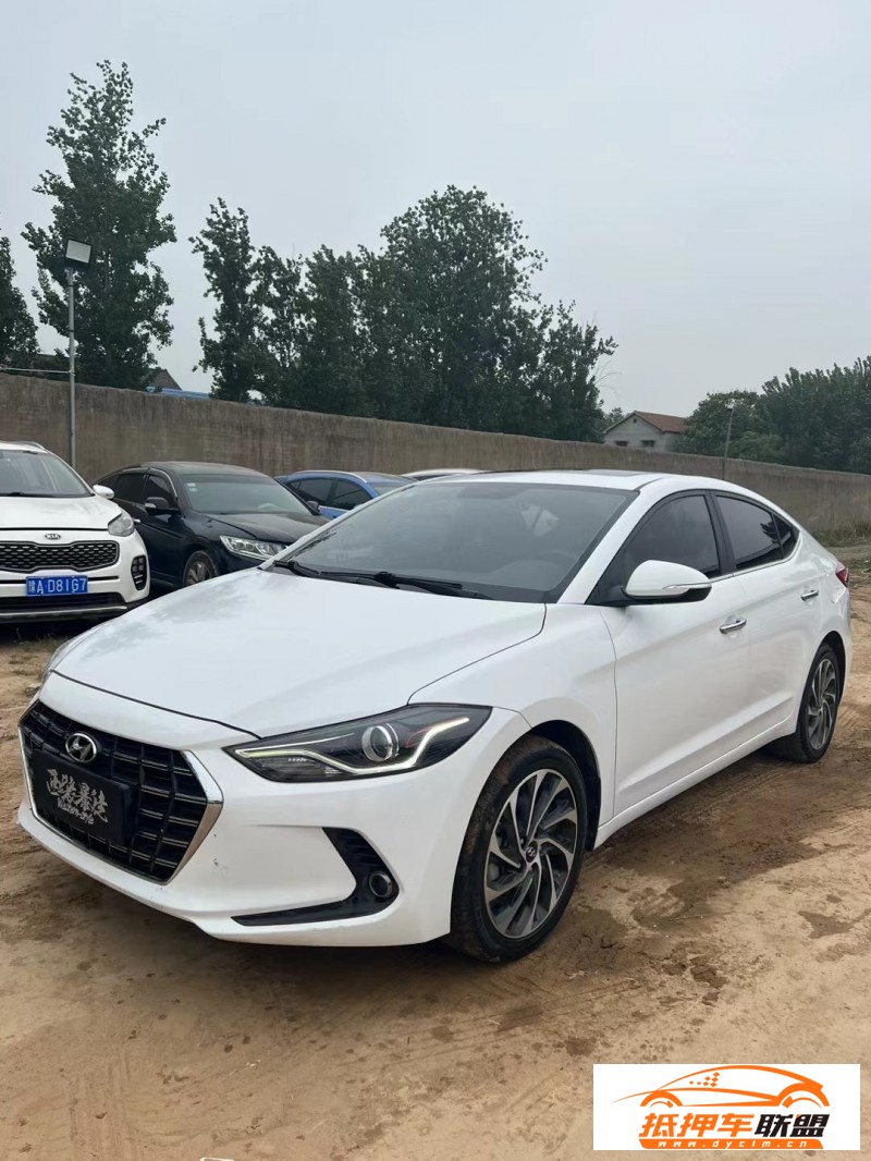  20年現(xiàn)代領(lǐng)動(dòng)轎車 