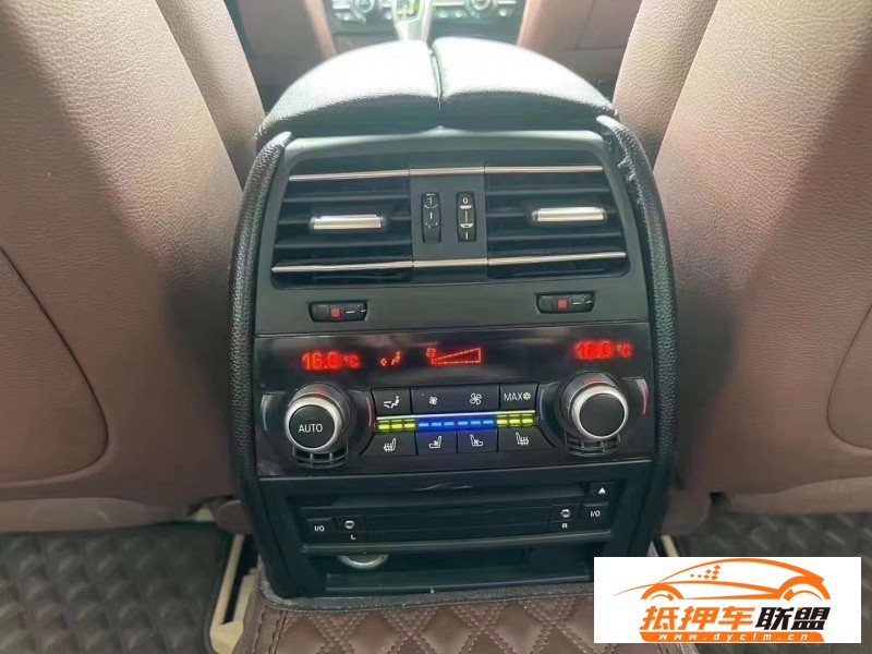  12年寶馬7系轎車 
