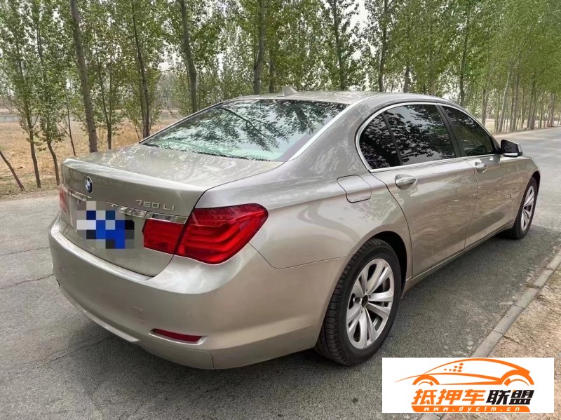  12年寶馬7系轎車 