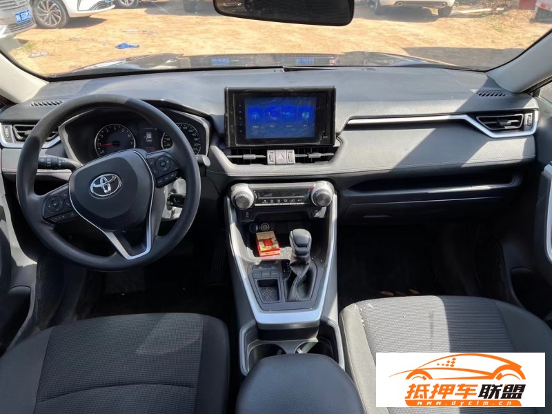  21年豐田RAV4SUV 