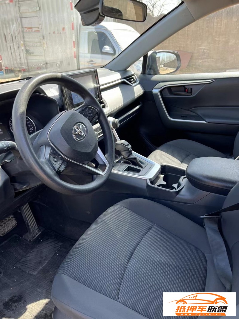  21年豐田RAV4SUV 