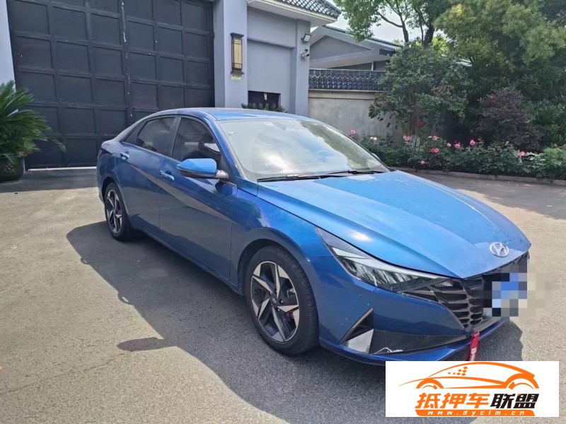  22年現代伊蘭特轎車 