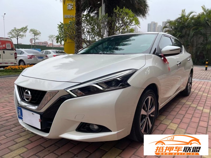  21年日產(chǎn)藍鳥轎車 