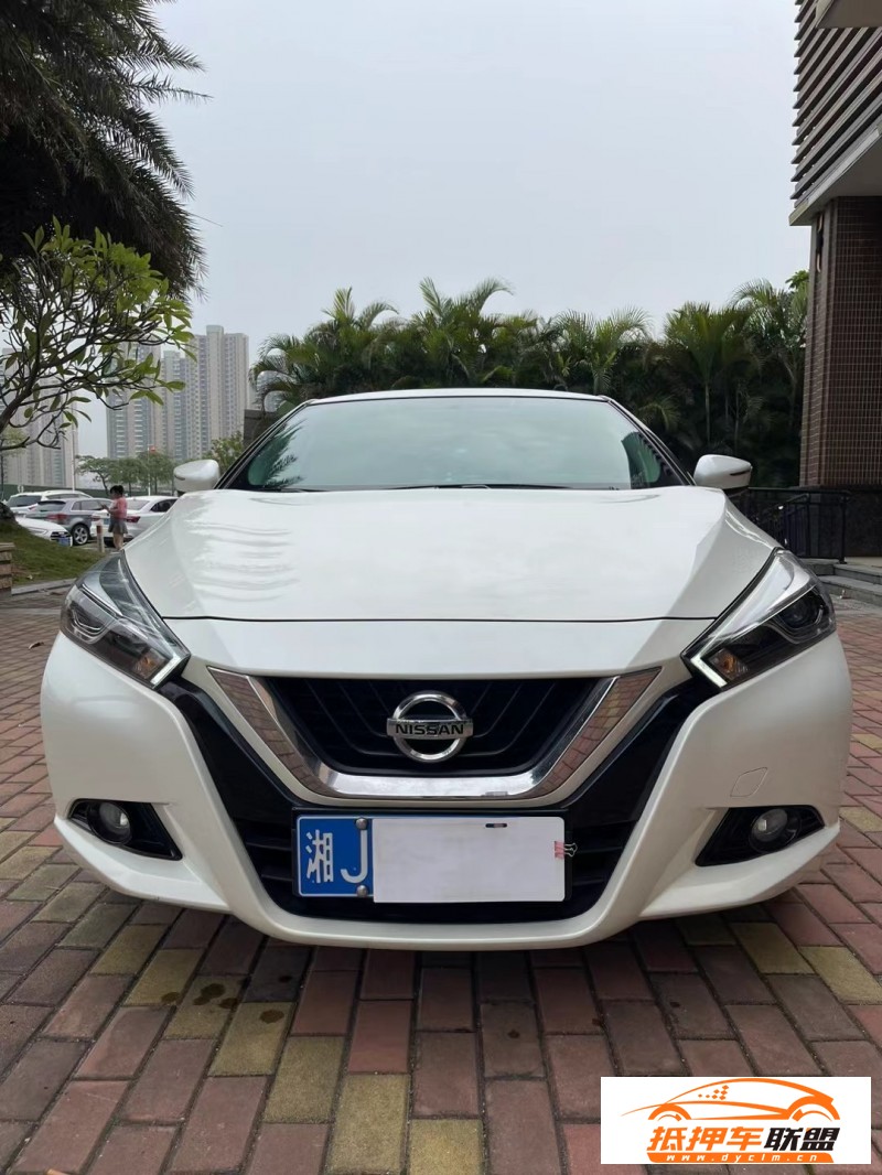  21年日產(chǎn)藍鳥轎車 