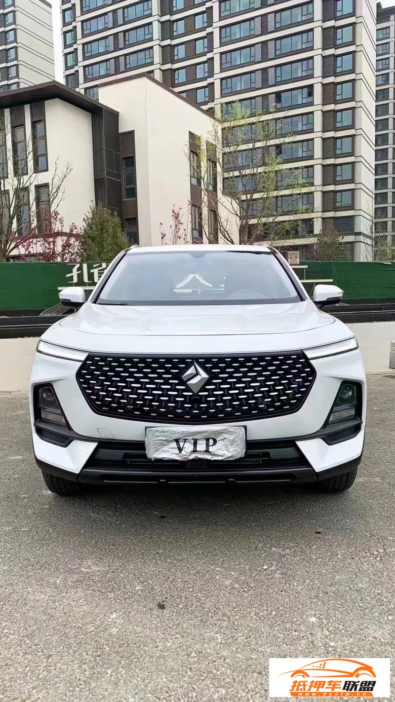  21年寶駿RS-5轎車 