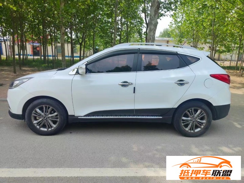  15年現(xiàn)代ix35SUV 