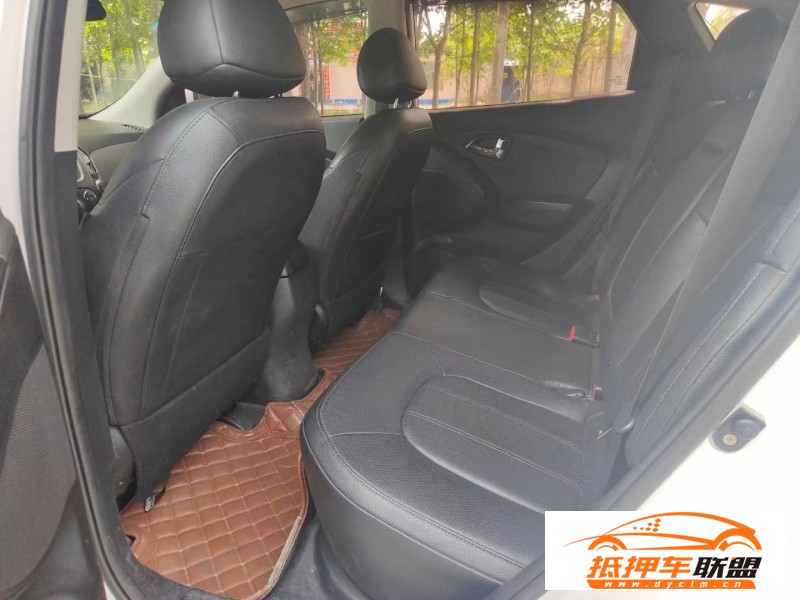  15年現(xiàn)代ix35SUV 