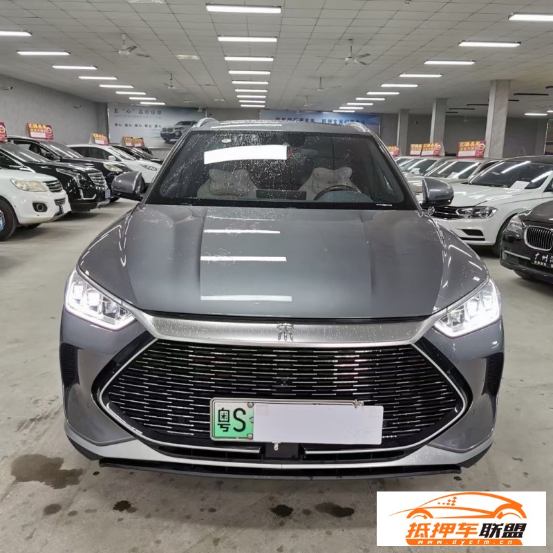  22年比亞迪宋轎車 