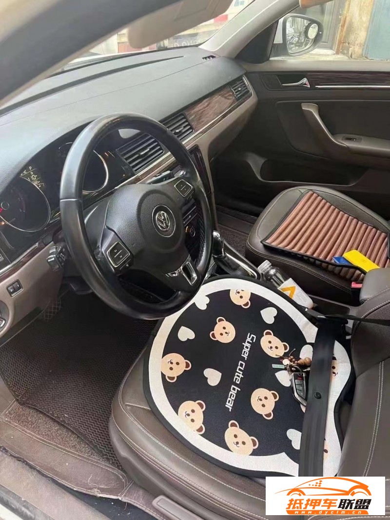  16年大眾寶來(lái)轎車 