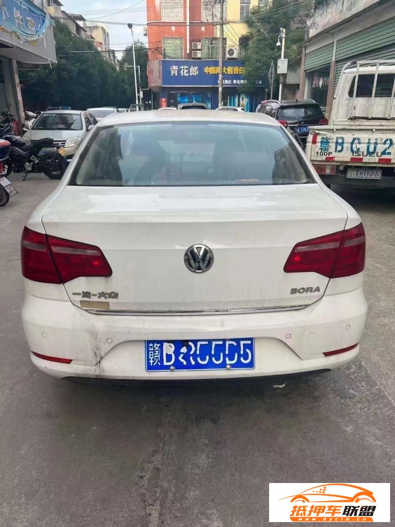  16年大眾寶來(lái)轎車 