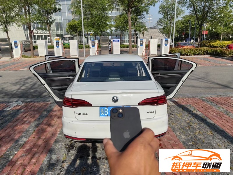 20年大眾寶來轎車 