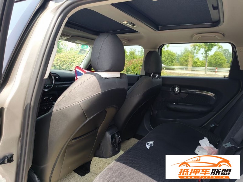  16年寶馬MINI轎車 