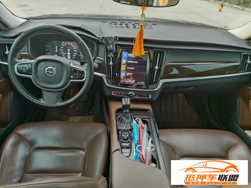  17年沃爾沃S90轎車 