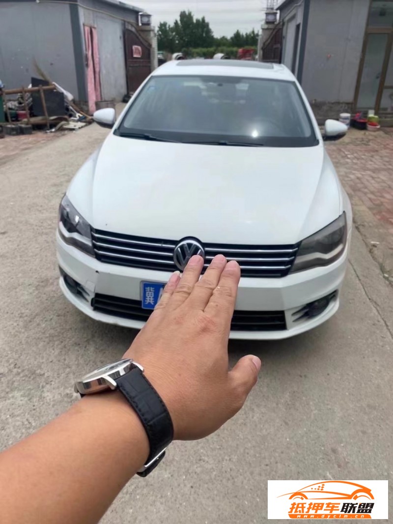  16年大眾寶來轎車 